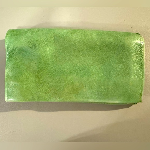 Latico Full Grain Leather Eloise Wallet in Grass - Picture 2 of 5